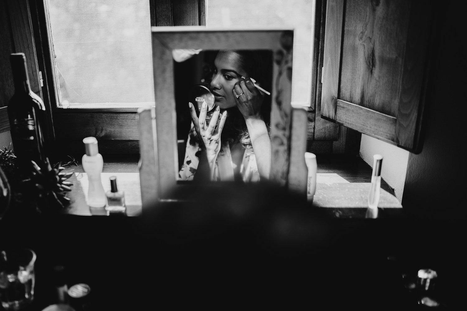 best wedding photographer amsterdam bridal make up and prep