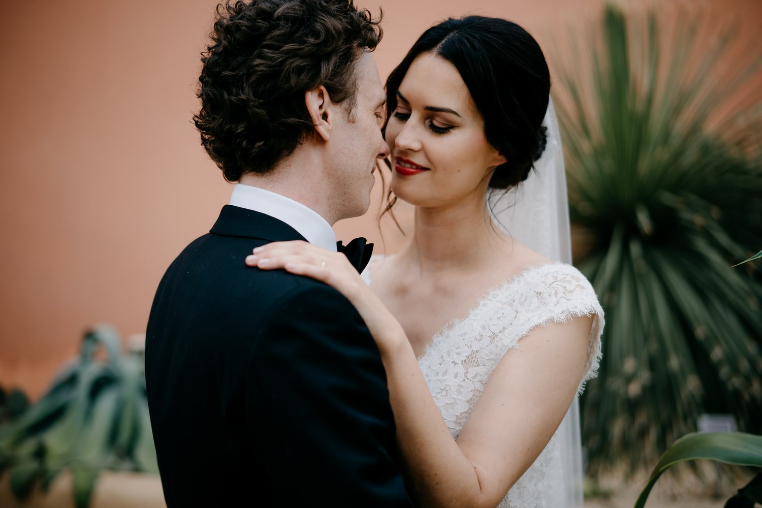 amsterdam wedding photographer marriage in the hortus botannicus
