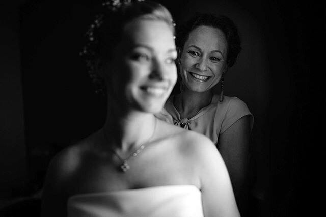 happy moments come when the bridesmaids help the bride get ready

Make a place for the rings to be displayed. .
.
.
.
.
.
.
.
.
#amsterdamweddingphotographer #weddingphotographer #amsterdam #destinationweddingphotographer #scottishweddingphotographer